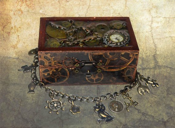 Steampunk treasure chest - jewellery box