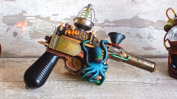 Steampunk cosplay Captain Nemo style ray gun